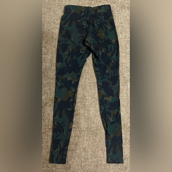 Nike Camo Leggings - Picture 2 of 9